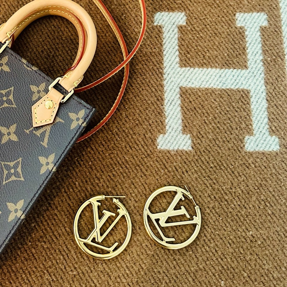 ✨Authentic Louis Vuitton Hoop Earrings✨